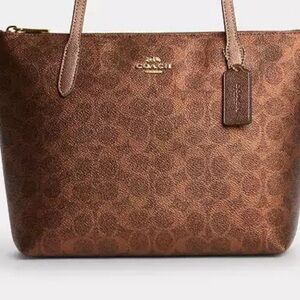 Coach  Signature Fiona Tote Bag copper and brown in  color “Fiona zip tote bag